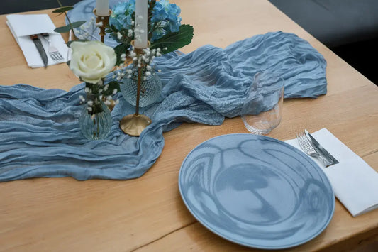 Soft Breeze Tischläufer – graublau